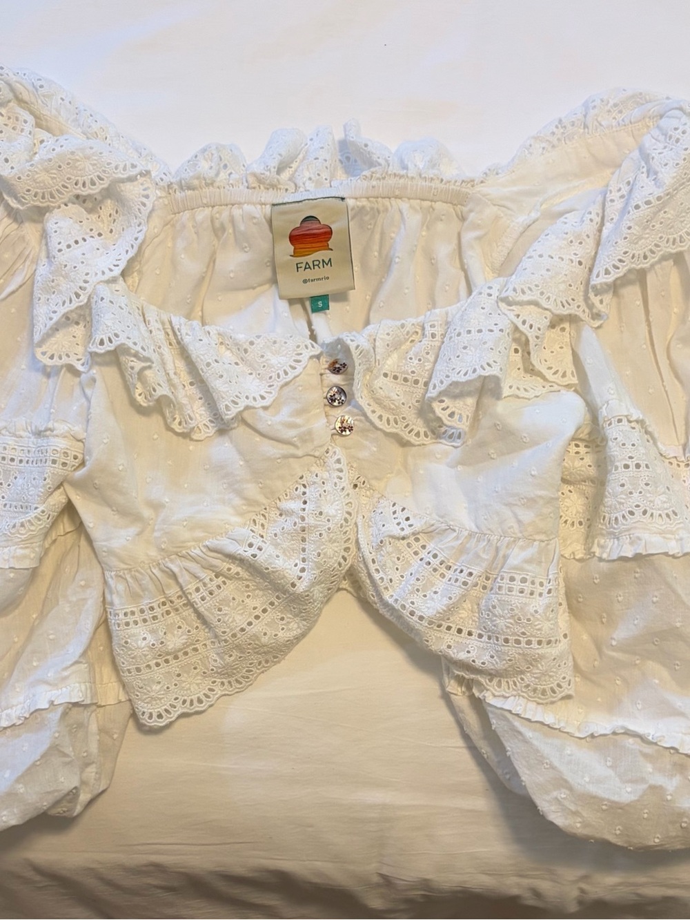 FARM Rio White Eyelet Ruffle Blouse - Picture 2 of 6